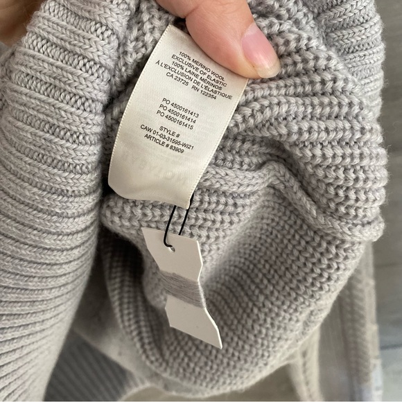 Aritzia Babaton Seek Sweater Merino Wool NWOT - Picture 5 of 8